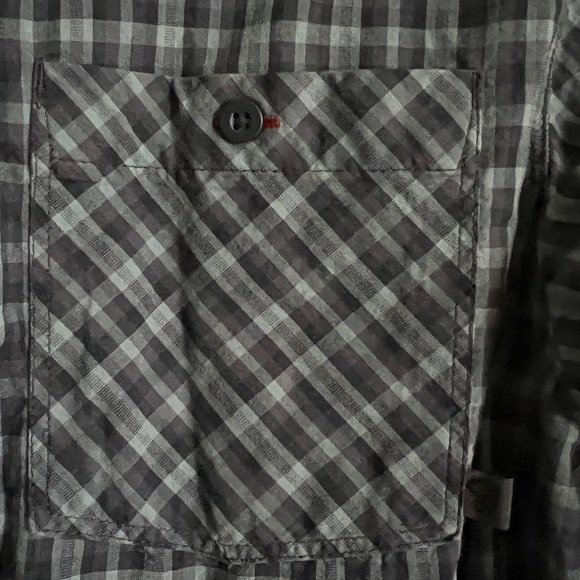 Mountain hardware men’s plaid button up - Picture 3 of 11